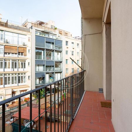 Comodo Apartamento Cerca De Plaza Cataluna Apartment Barcelona Exterior photo