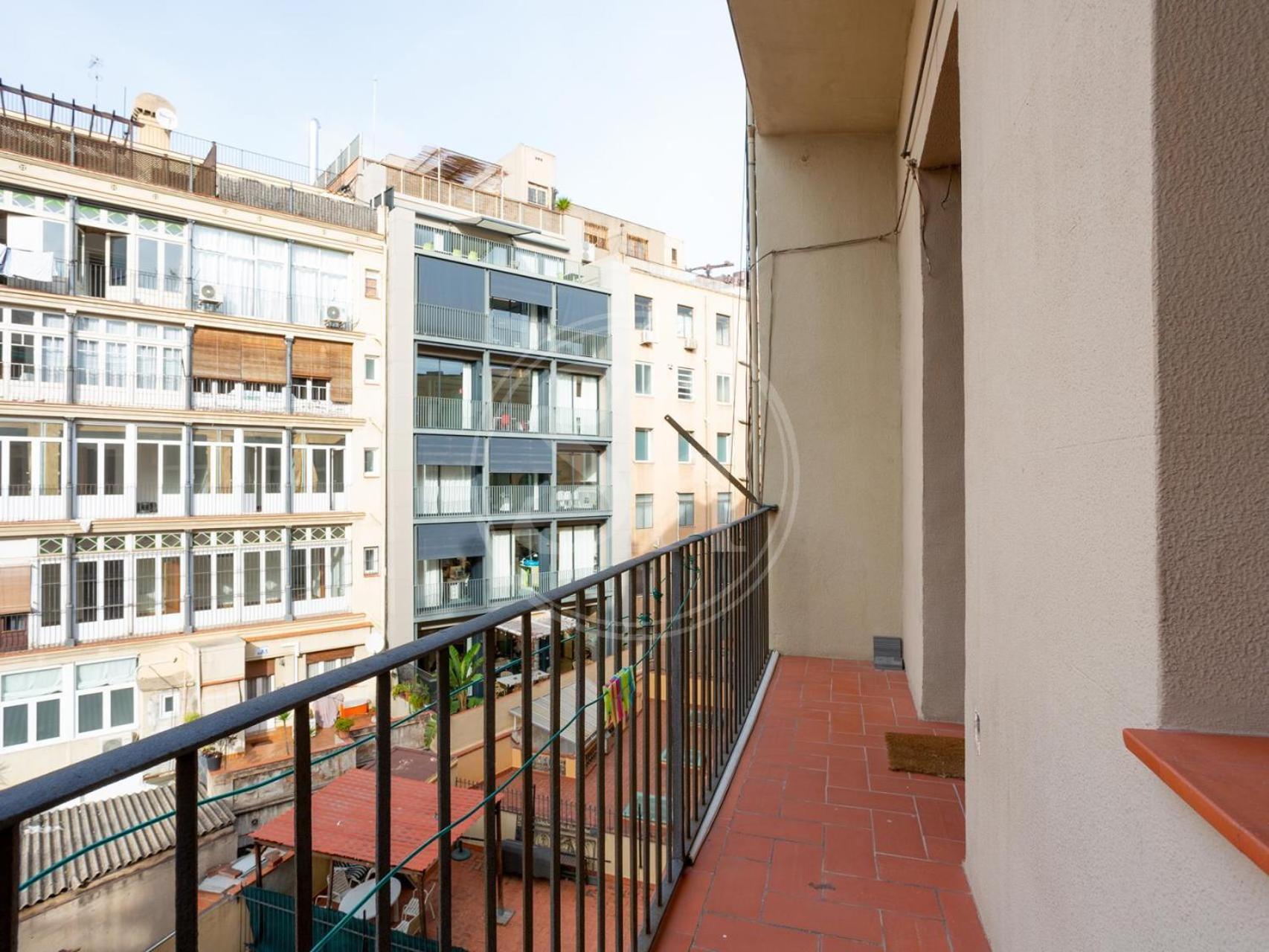 Comodo Apartamento Cerca De Plaza Cataluna Apartment Barcelona Exterior photo